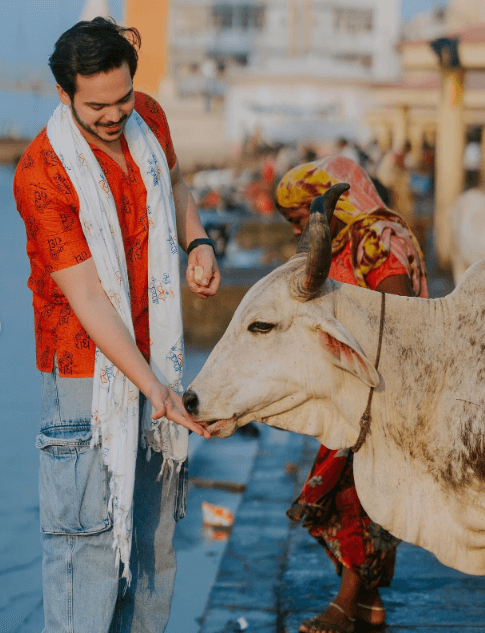 Tappu visited dwarkadhish temple in Gujarat