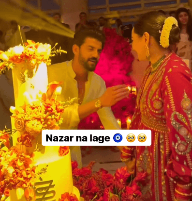 Sonakshi Sinha and Zaheer Iqbal cut the cake at the reception